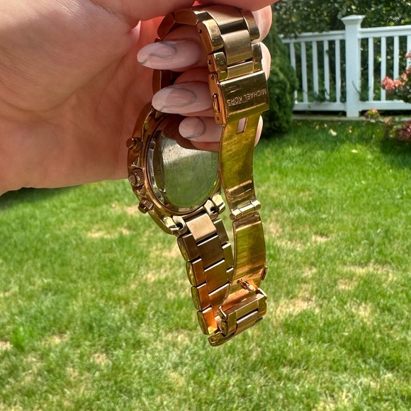 MK rose gold watch - Picture 3 of 9